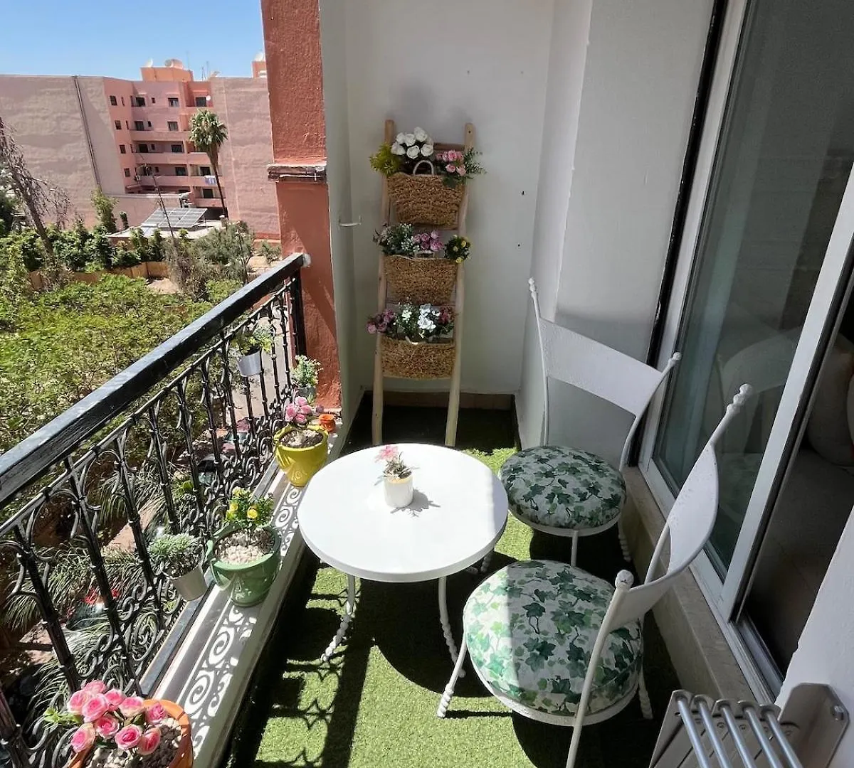 Gueliz Bright Apartment With Pools Marrakesz